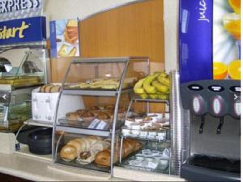 Comfort Inn & Suites Greenwood Near University Екстер'єр фото